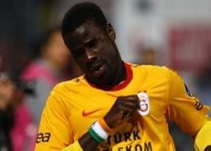 Galatasaray'da Eboue Şoku