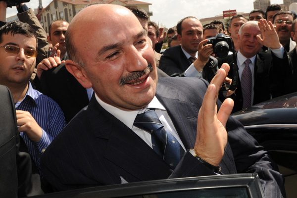Turgut Altınok'un Yeni Partisi Belli Oldu