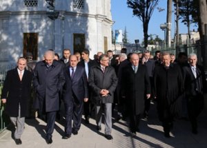 Kadir Topbaş Yine Geleneği Bozmadı