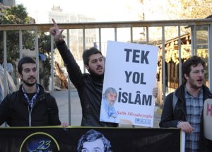 Akit Okurlarından Anlamlı Destek