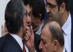 BDP ve MHP'li Vekiller Birbirine Girdi