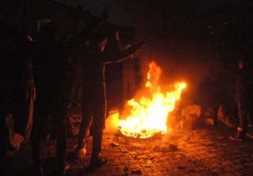Eşkıya Binayı Ateşe Verdi