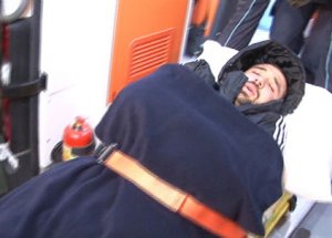 ÜnlüFutbolcu Hastaneye Kaldırıldı