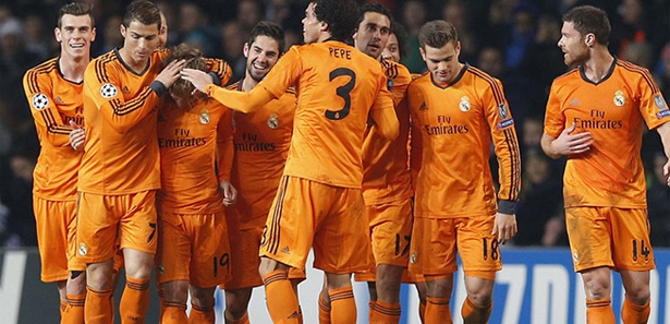 UEFA'yı Garantiledi!