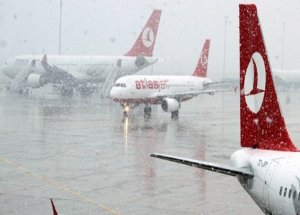 Diyarbakır’da Tüm Uçak Seferleri İptal Edildi