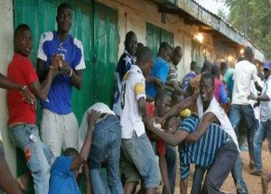 Orta Afrika Cumhuriyeti'nde Fransız Zorbalığı