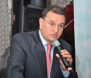 O Başkan Rakip Partiye Mi Geçiyor?