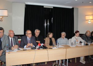 O Toplantıda Başörtüsü Düşmanlığı