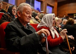 Sağlıklı Yaşam İçin Bastonla Panele Koştular
