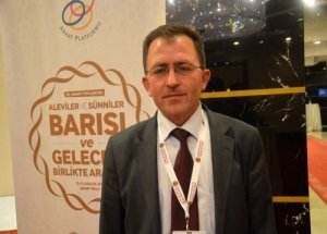 Alevi İmam Toplantıya Örnek Oldu