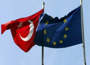 AB İle Tarihi İmza Bugün Atılıyor