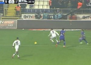 Yeşil Sahalarda Görülmemiş Pozisyon!
