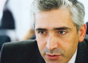 Ak Parti'nin Adaylarını Tehdit Ediyorlar