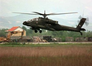 İngiltere’de Amerikan Askeri Helikopteri Düştü