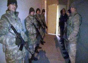 Motosiklet Çelik Halata Takıldı: 2 Ölü