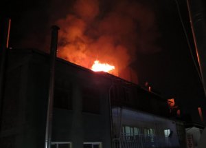 Bursa'da korkutan fabrika yangını
