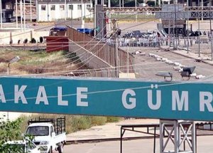 Akçakale Gümrük Kapısı Açıldı