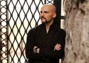 Atalay Demirci Kimdir?