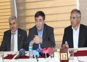 Yılmaz: "Bizim Adımız Ak Parti'dir"