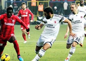 Lider Yara Aldı