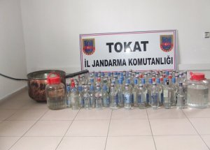 Tokat’ta Yılbaşı Öncesi Kaçak İçki Operasyonu