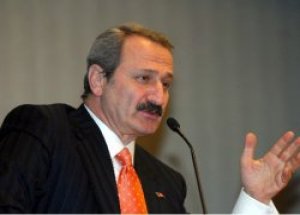 Çağlayan'dan Saat Savunması