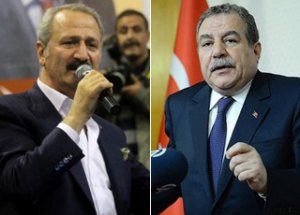 İki Bakan Birden İstifa Etti