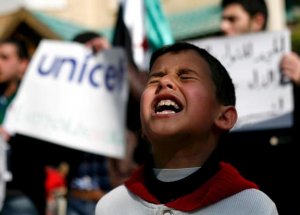 'Oğlumun Önünde Tecavüz Ettiler'