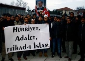 Beddualara Karşı Dua Ettiler