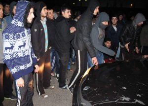 Siirt’te Yolu Kapatan Öğrenciler Eylem Yaptı