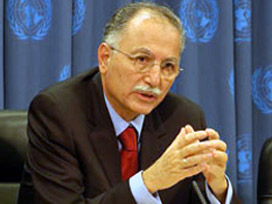İhsanoğlu görevini devretti