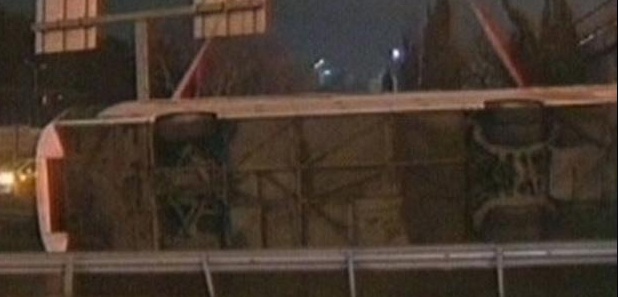 Maslak'ta Yolcu Otobüsü Devrildi: 2 Ölü