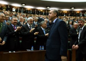AK Parti'nin Vekil Sayısı Kaça Düştü?