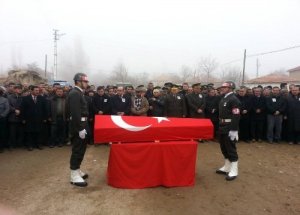 Kazada ölen Astsubay Çavuş Toprağa Verildi