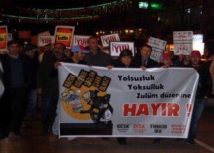 Yolsuzluk iddialarına tepki yürüyüşü