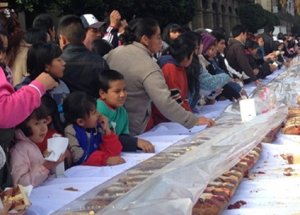 9.5 Tonluk Keki Afiyetle Yediler