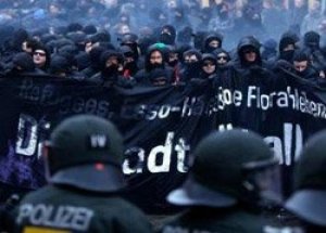 Hamburg Olayları Twitter'da Gezi Geyiği Oldu
