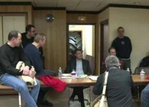 Patronlarını Lastikle Rehin Aldılar