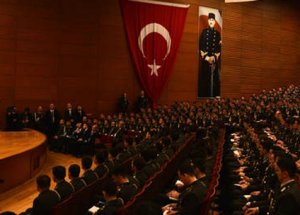 Gül'den Tarihi Mesajlar