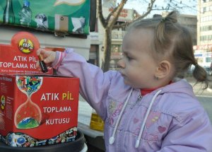 Atık Pillerini Getir, Hediyeni Götür