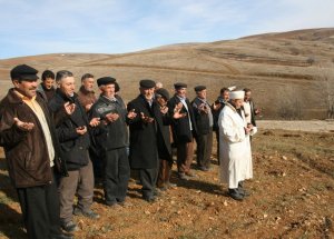 Yozgat’ta Çiftçiler Kar Duasına Çıktı