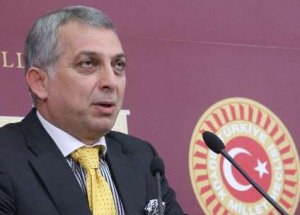AK Parti'den Hamburg Olaylarına Tepki