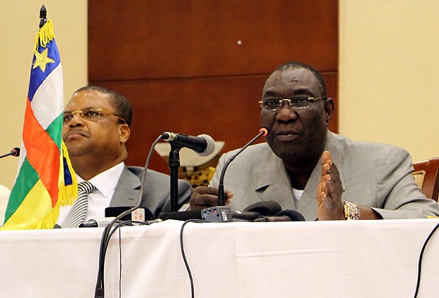 Orta Afrika'da Haçlı Oyunu