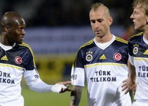 Futbolcusunu'Yardımcısı' İlan Etti!