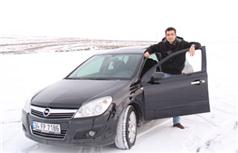 Buz tutan göl üzerinde drift!