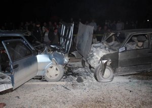 Antalya’da Trafik Kazası: 3 Ölü, 5 Yaralı