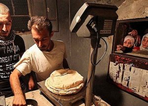 Hükümet Açlığı Silah Olarak Kullanıyor