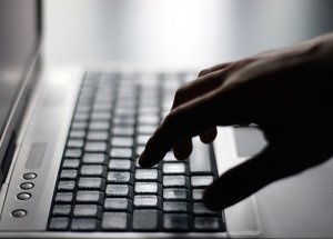 NSA Bilgisayarlara Casus Yazılım Yüklemiş