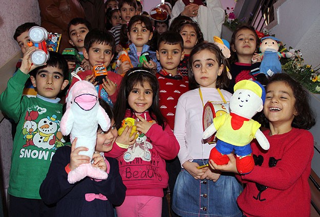Her sınıfa bir yetim kardeş