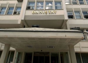 Danıştay Diretiyor!